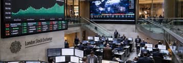 FTSE 100 tumbles as oil shock sends UK borrowing costs back to 1998