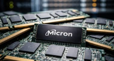 Micron stock gains 3%: how is the company benefiting from Alphabet and Tesla earnings