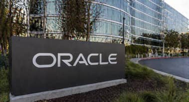 Oracle’s record backlog is booming, so why is the stock down 50%?