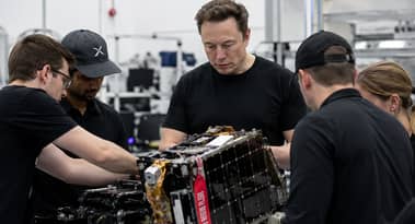 Why SpaceX stock is rocketing around 11% on Friday