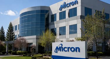 Micron stock jumps as this analyst sees $3T valuation on AI memory boom